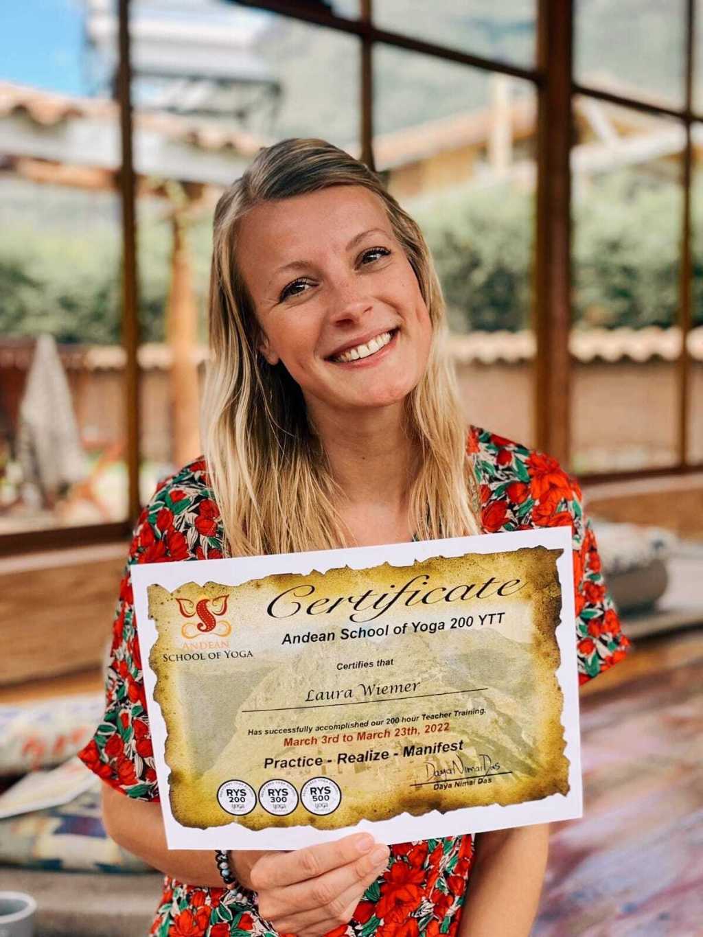 Jezelf zijn als Yogadocent: Mijn Persoonlijke&nbsp;Verhaal